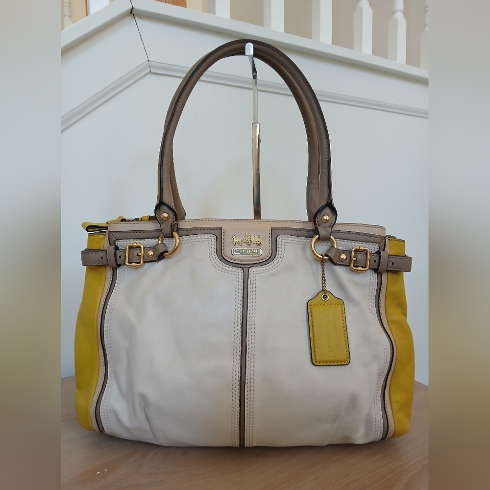 COACH Madison Colorblock Leather Parchment Kiwi Kara Carryall Tote Bag